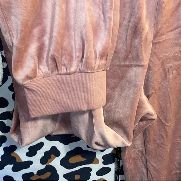 GAP VELOUR JOGGERS - Picture 7 of 10